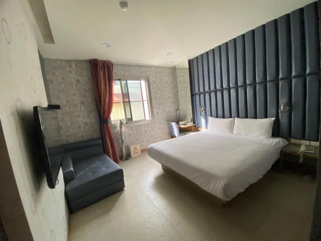 Love Hotel Pingtung Zewnętrze zdjęcie