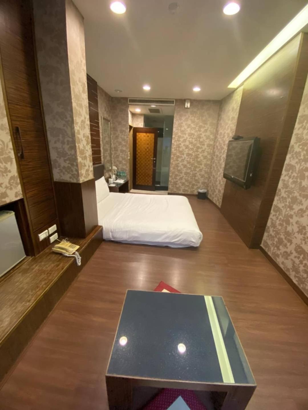 Love Hotel Pingtung Zewnętrze zdjęcie