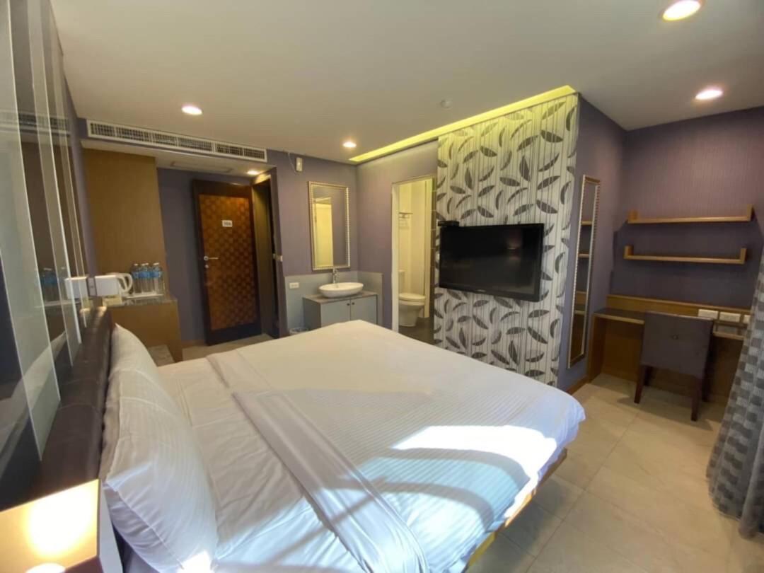 Love Hotel Pingtung Zewnętrze zdjęcie