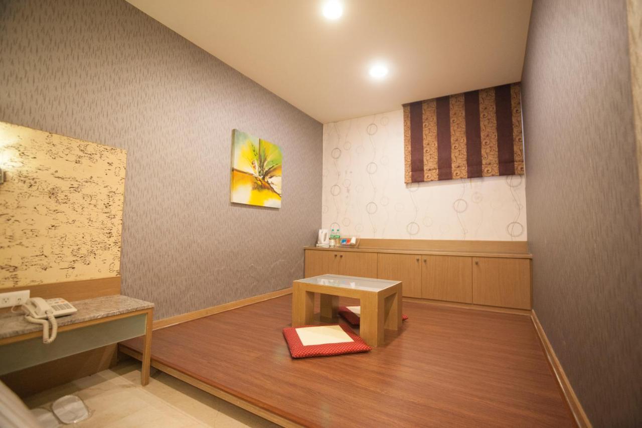 Love Hotel Pingtung Zewnętrze zdjęcie